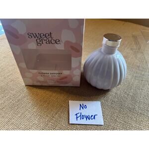 Sweet Grace Diffuser Oil in white vase only. No flower.